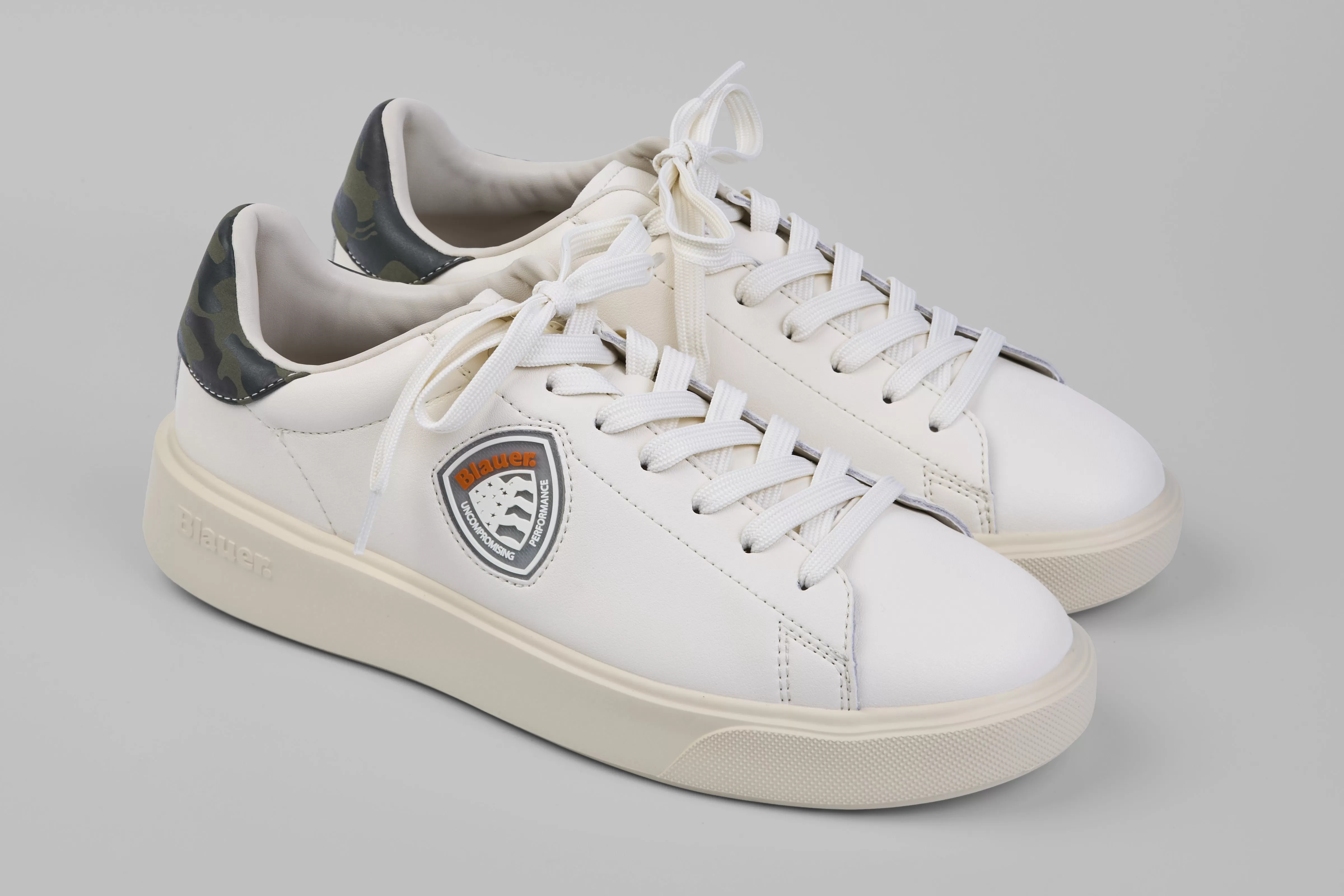 BLAUER ZAPATILLA BLAUER BUCK07/LEA COLOR KAKI